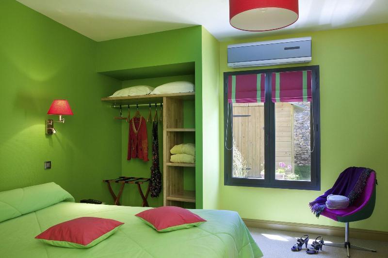 Logis Hotel O En Couleur Oucques-la-Nouvelle Buitenkant foto